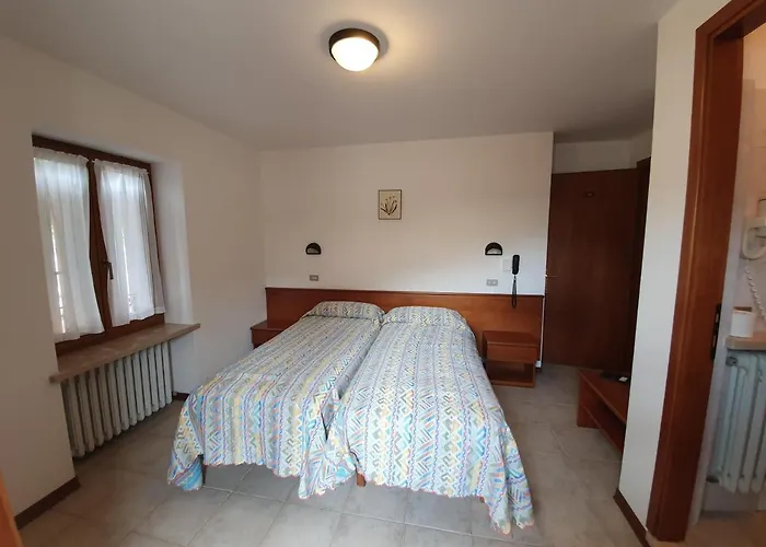 Albergo Speranza Spiazzi Di Monte Baldo